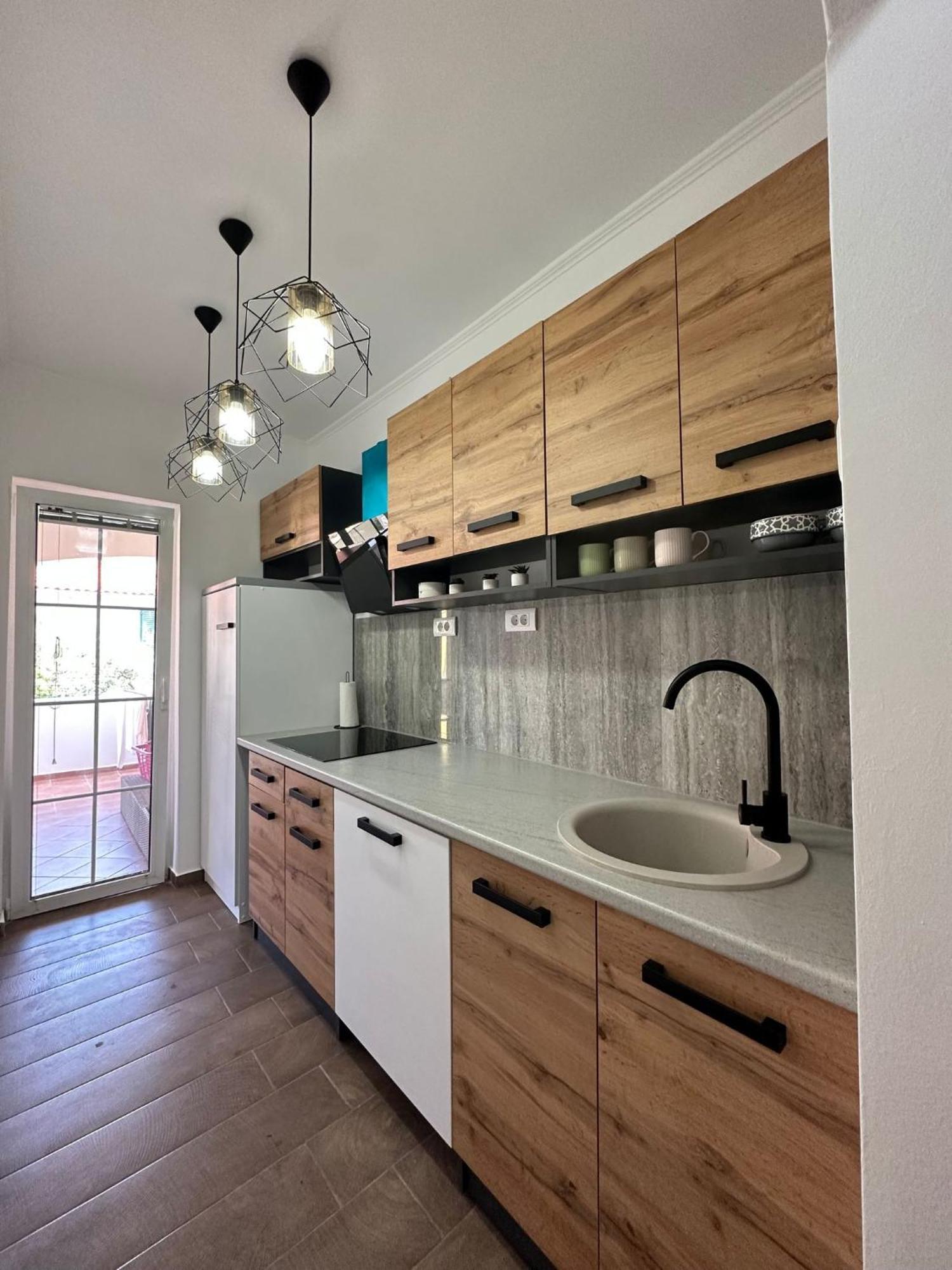 Apartments Brac スペタル エクステリア 写真